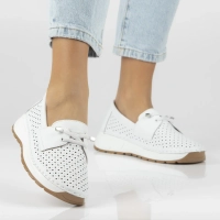 Bílé kožené polobotky Filippo DP7610/26 WH