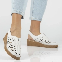 Bílé kožené sandály Filippo DS7643/26 WH