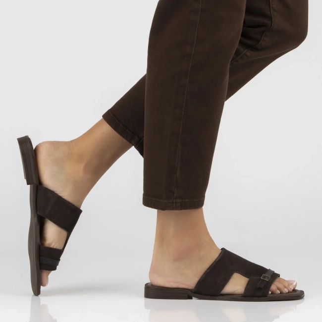 Hnědé kožené pantofle Filippo DK7747/26 D BR