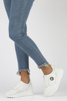 Bílé kožené sneakersy Filippo DP3547/22 WH