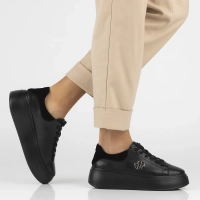 Černé kožené sneakersy Filippo DP6058/25 BK BK
