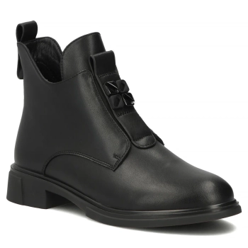 Černé kožené kotníkové boty Filippo DBT8135/26 BK
