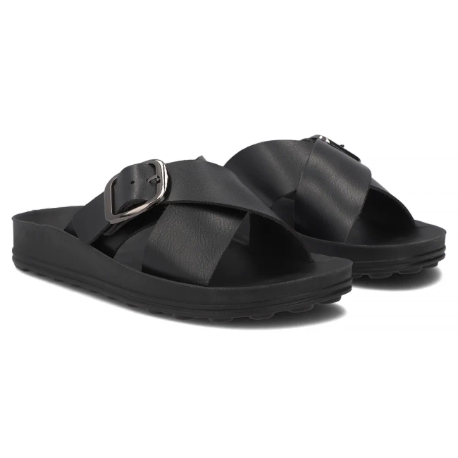 Černé pantofle Filippo DK6891/26 BK