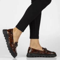 Hnědé kožené polobotky na klínku Filippo DP8004/26 BR