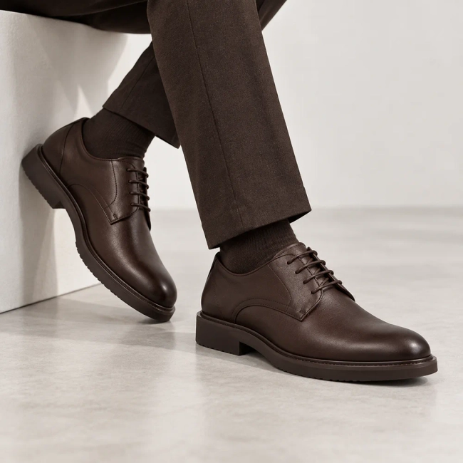 Hnědé kožené polobotky Filippo MP8255/26 D BR