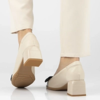 Béžové kožené polobotky Filippo DP7814/26 BE BK