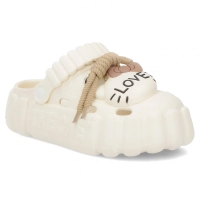 Bílé pantofle Filippo DK7912/26 WH