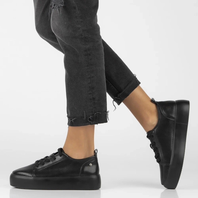 Černé kožené polobotky Filippo DP6116/24 BK