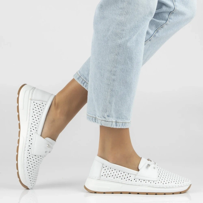 Bílé kožené polobotky Filippo DP7610/26 WH