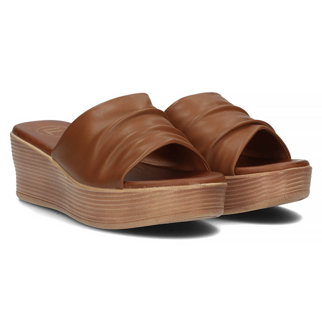 Hnědé pantofle DK3608/22 Filippo BR
