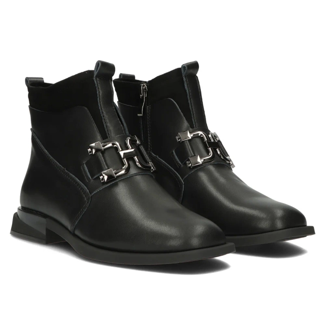 Černé kožené kotníkové boty Filippo DBT4762/23 BK